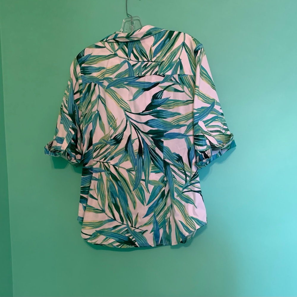 NY&Company Fitted Blouse with sleeves - Picture 5 of 13